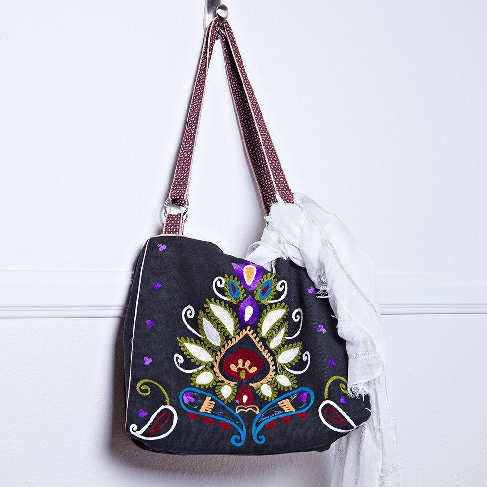 Paisley embroidered cube bag.