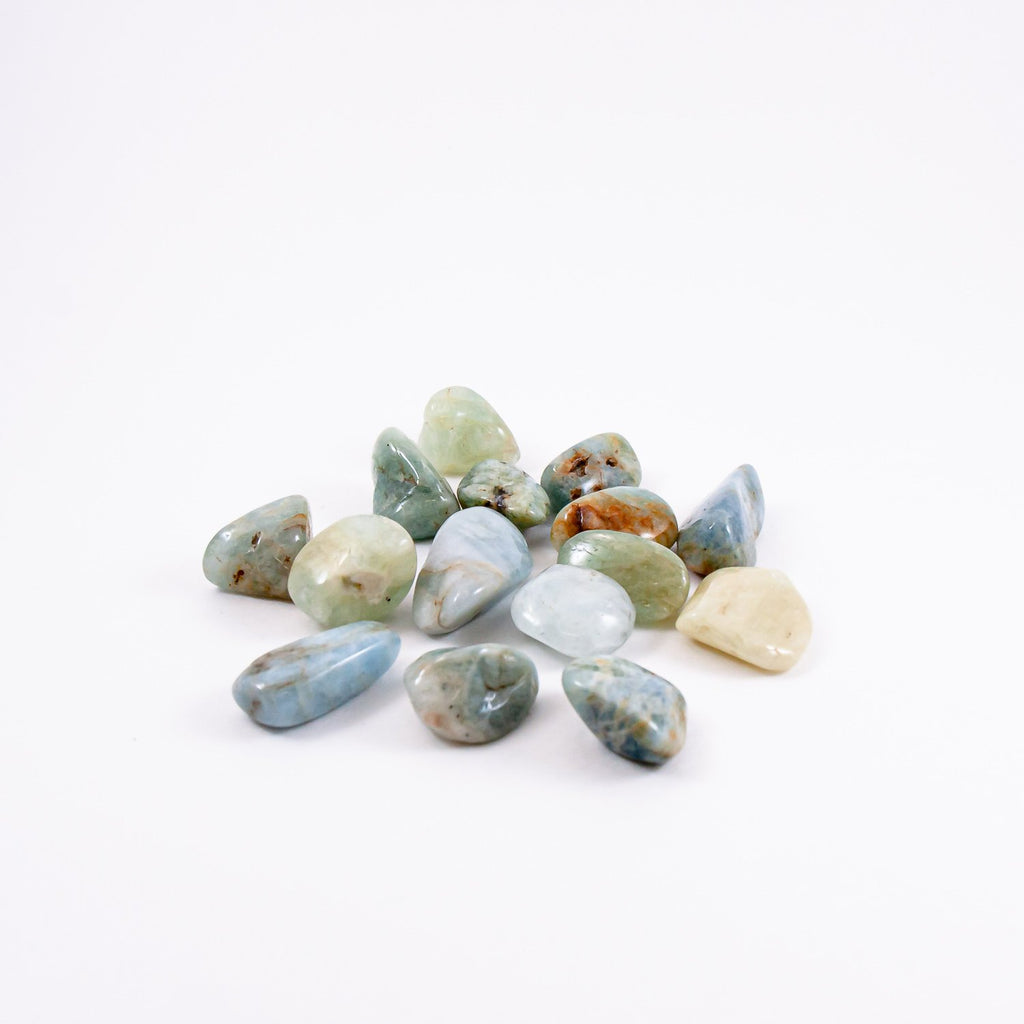 aquamarine tumbled stone